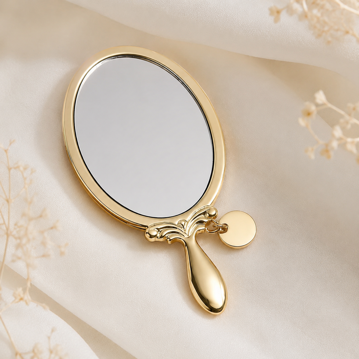 🪞 The Enchanted Mirror